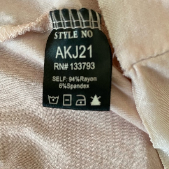 🎉SALE🎉POL Pink Kimono Cardigan NWT - Picture 7 of 7